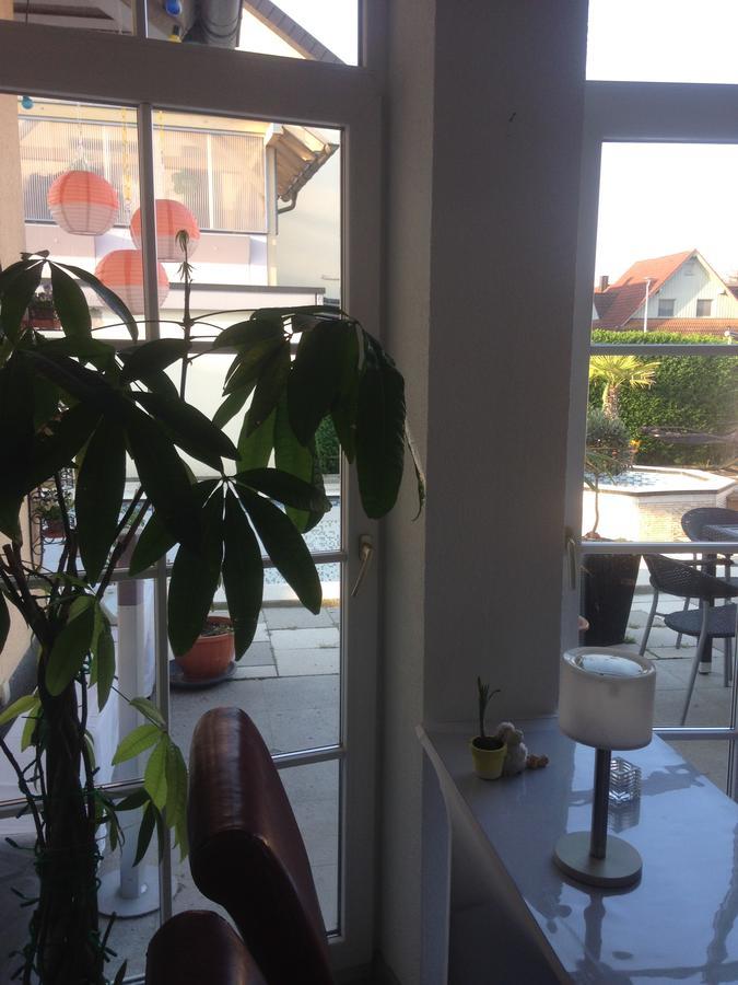 רוסט Gaestehaus Tante Tienchen 7 Minuten Zu Fuss Zum Europa Park , Plus Kostenloses Parkplatzticket Rulantica ,Alle Unsere Suiten Haben Einen Balkon מראה חיצוני תמונה