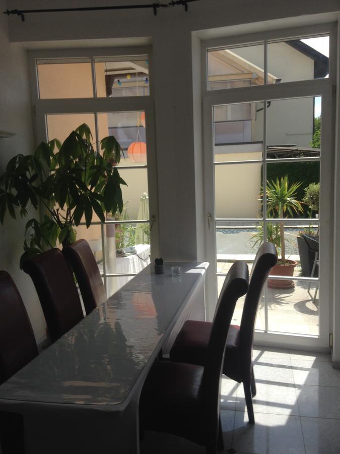 רוסט Gaestehaus Tante Tienchen 7 Minuten Zu Fuss Zum Europa Park , Plus Kostenloses Parkplatzticket Rulantica ,Alle Unsere Suiten Haben Einen Balkon מראה חיצוני תמונה