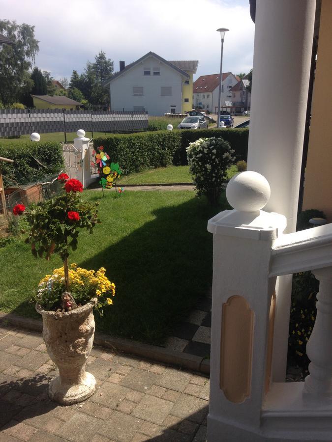 רוסט Gaestehaus Tante Tienchen 7 Minuten Zu Fuss Zum Europa Park , Plus Kostenloses Parkplatzticket Rulantica ,Alle Unsere Suiten Haben Einen Balkon מראה חיצוני תמונה